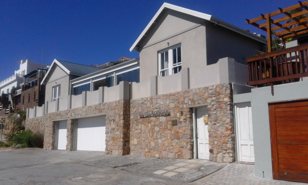 94 On Rodger Hotel Mosselbaai Buitenkant foto